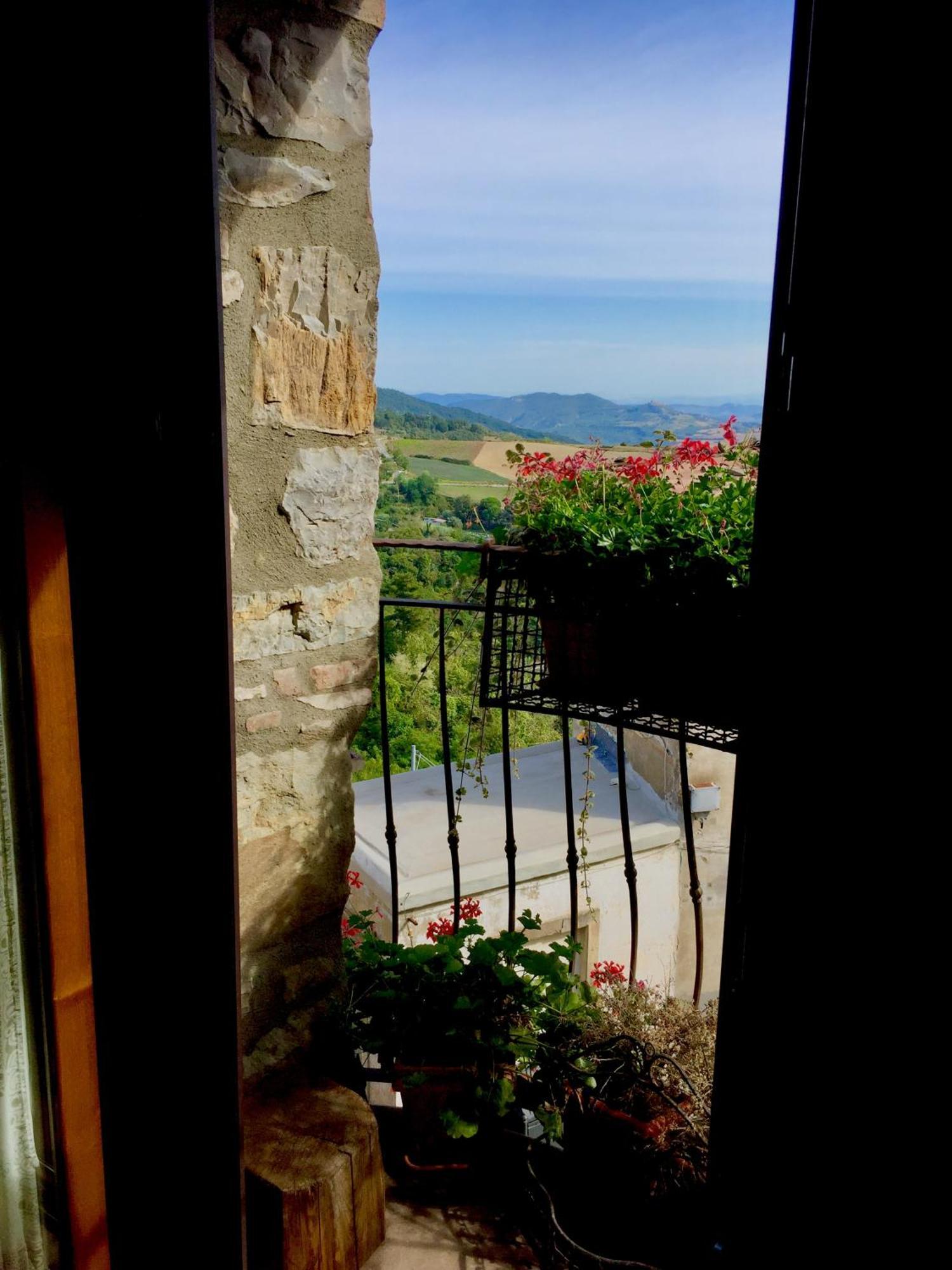 Andante Appartamenti Castelnuovo di Val di Cecina Exteriér fotografie